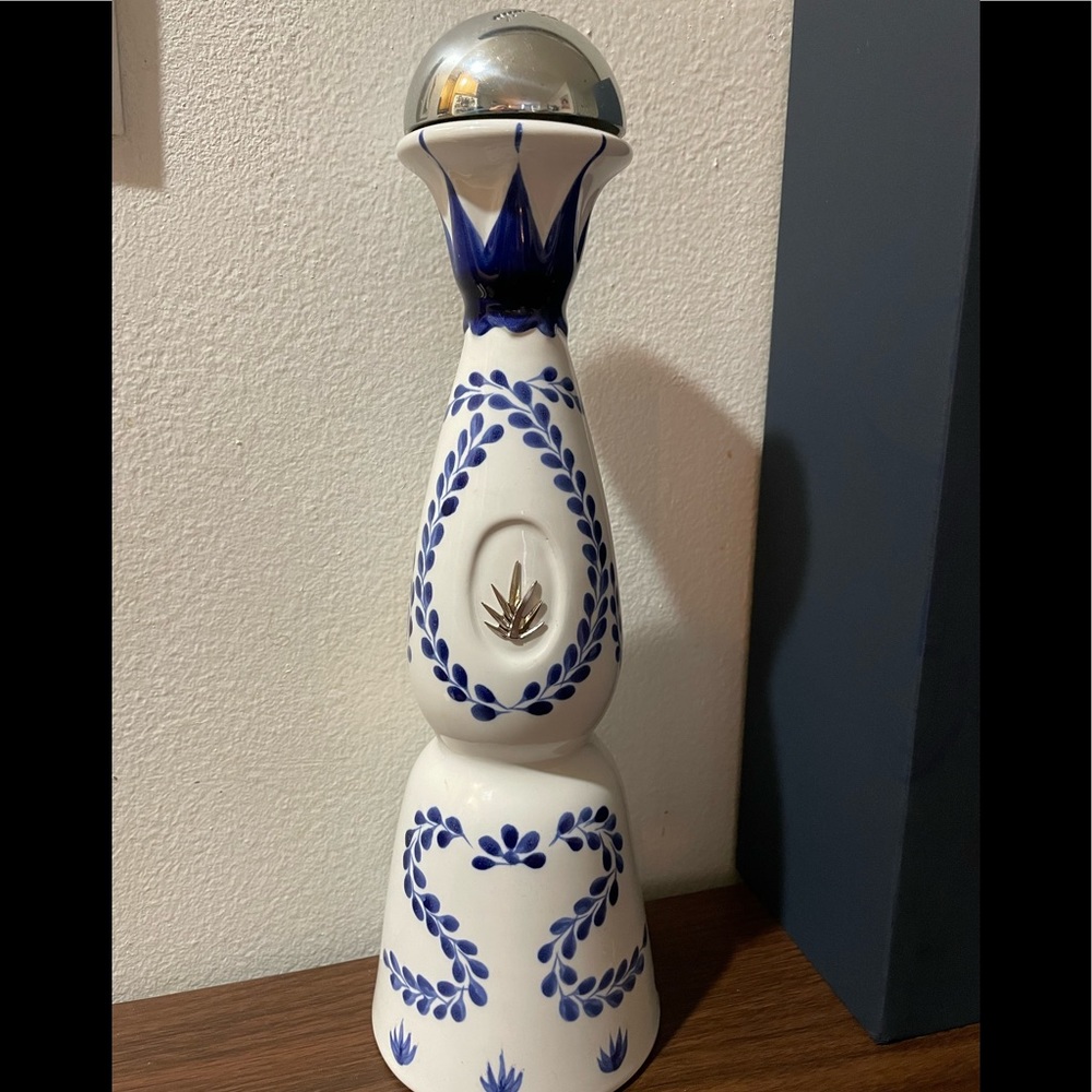 TEQUILA CLASE AZUL REPOSADO EMPTY BOTTLE 375ml